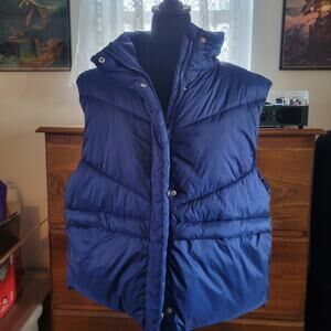 Xersion Blue Oversized Puffer Vest with Pockets, Size L New With Tags, Winter